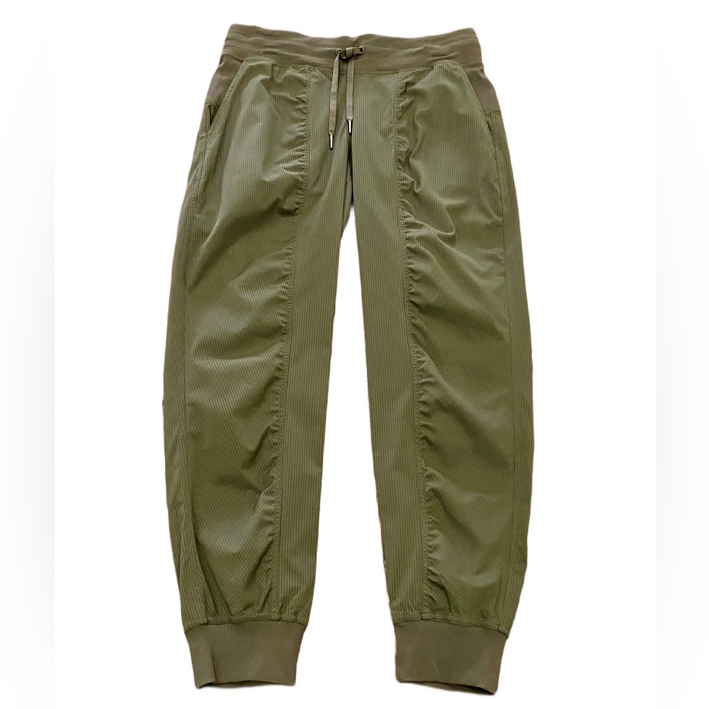 NWOT - LULULEMON DANCE STUDIO JOGGER - 8